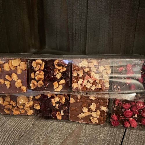 Photo de: Chocolat Réglette 8 carrés gourmands assortis